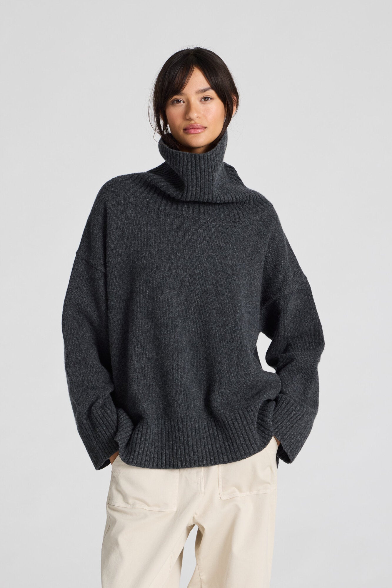 Vita Lambswool rullekrave - Dark grey